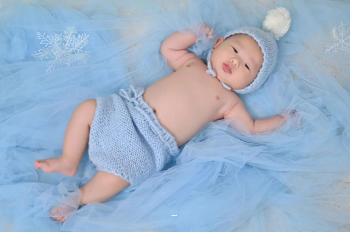 孝义摸孕妇肚子沾喜气